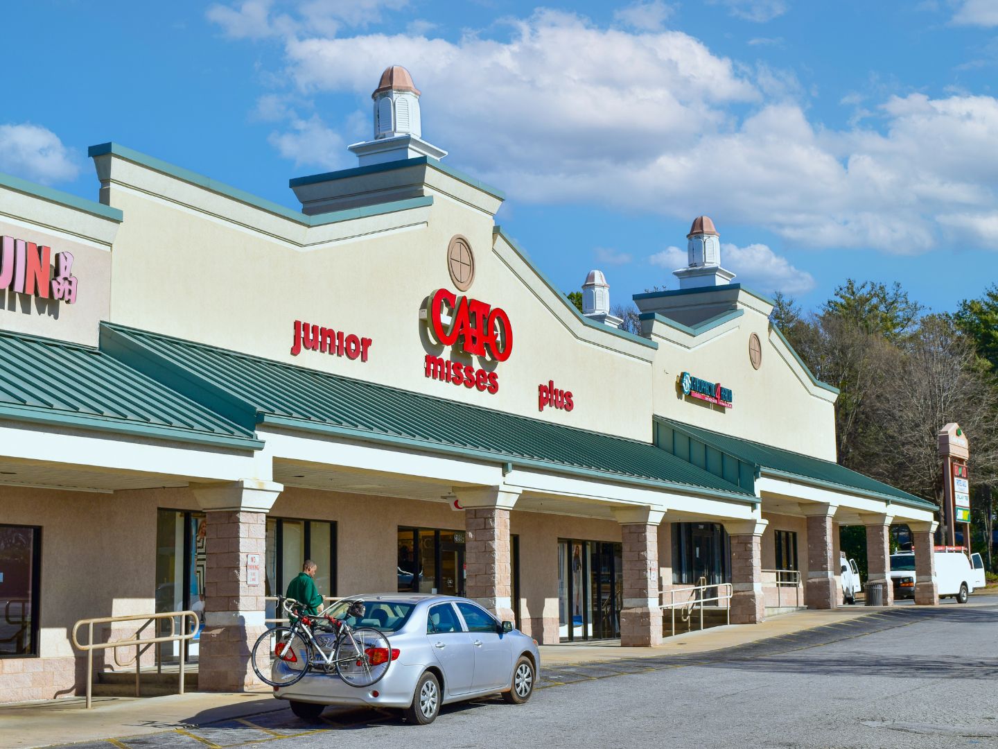 Cedar Springs Crossing Retail investment sale in Spartanburg, South